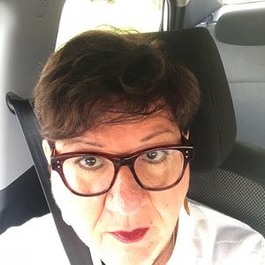 Meet your Posher, Robin